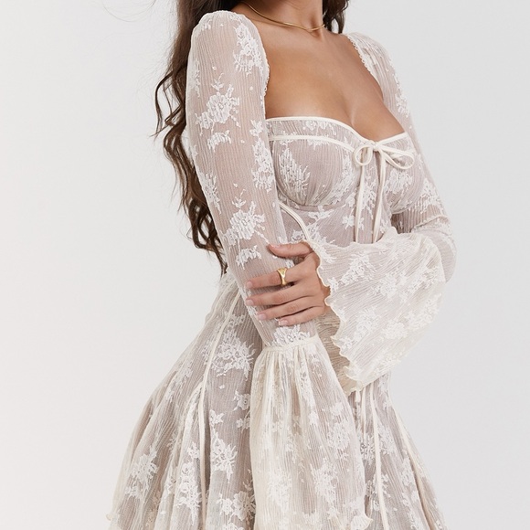 House of CB - Analissa - Vintage Cream Lace Corset Dress - Picture 2 of 9